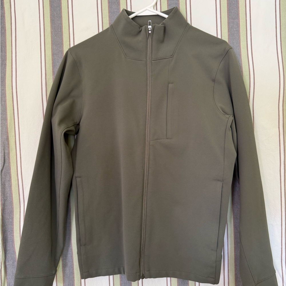 Lululemon Medium Olive Sojourn Jacket